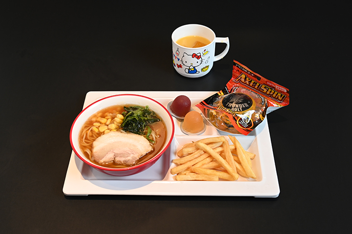 お子様ラーメン＜ジュース・おもちゃ付＞
